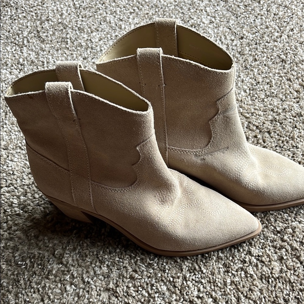 Dolce Vita Women's Tan Ankle Boots 7 1/2